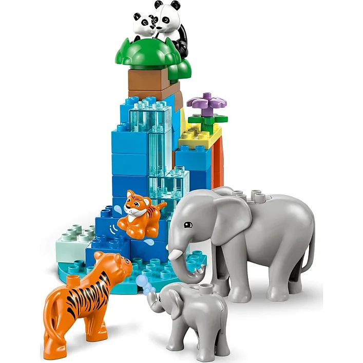 Конструктор LEGO DUPLO Town Семейства диких животных 3-в-1 (10446)