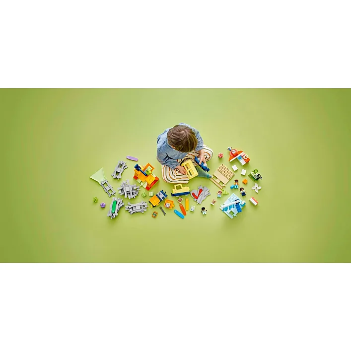 Конструктор LEGO DUPLO Town Большой интерактивный общественный поезд (10428-)