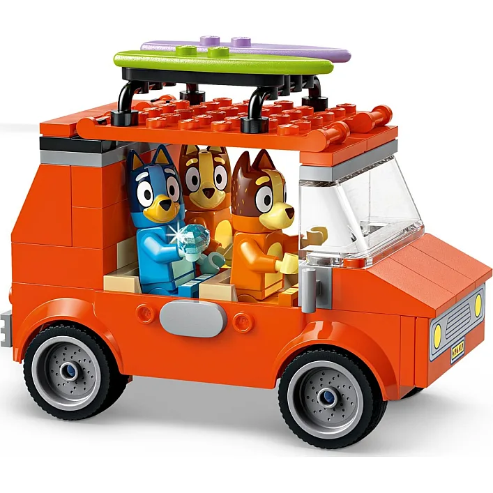 Конструктор LEGO Bluey Пляж и семейная поездка на автомобиле Блуи (11202)