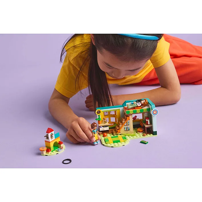 Конструктор LEGO Friends Комната Отом (42646)