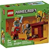 Конструктор LEGO Minecraft Битва с лавой в Незере (21266)