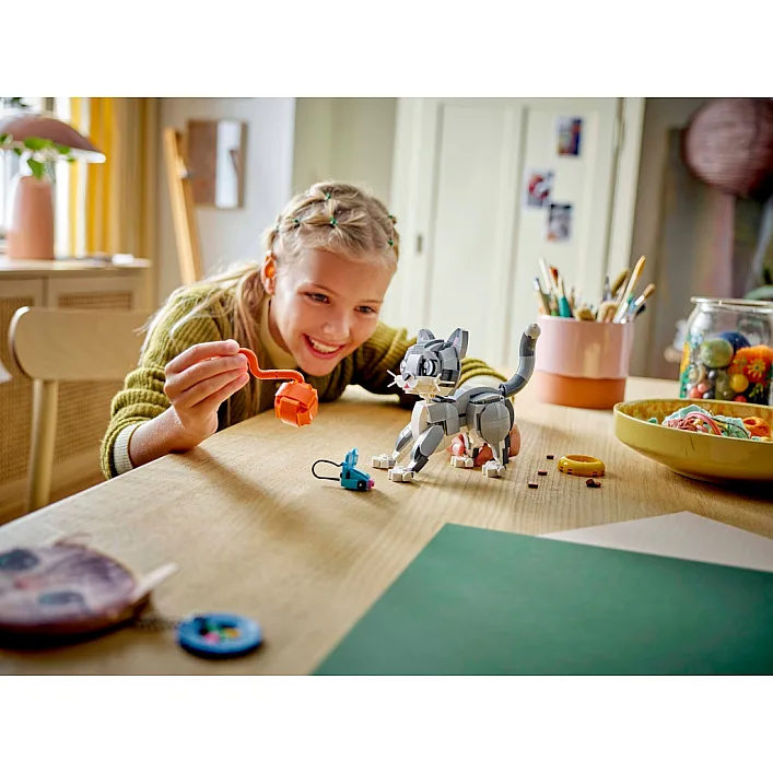 Конструктор LEGO Creator Игривый кот (31163)