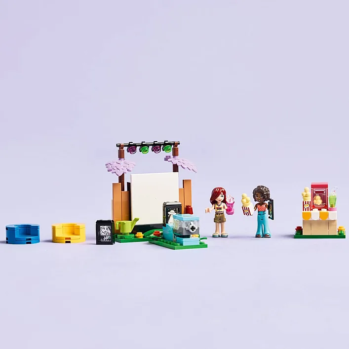 Конструктор LEGO Friends Вечір кіно з друзями (42642)