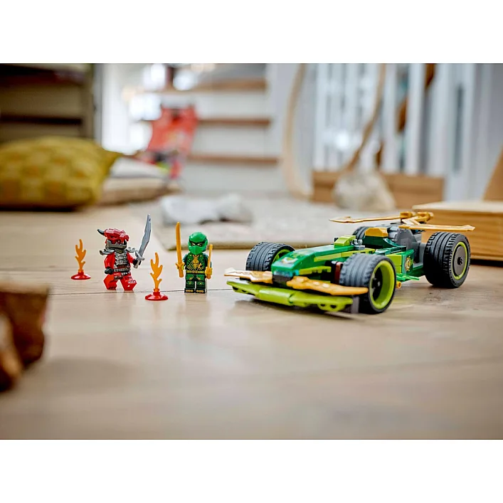Конструктор LEGO Ninjago Автомобиль для гонок Лойда с инерционным двигателем (71828)