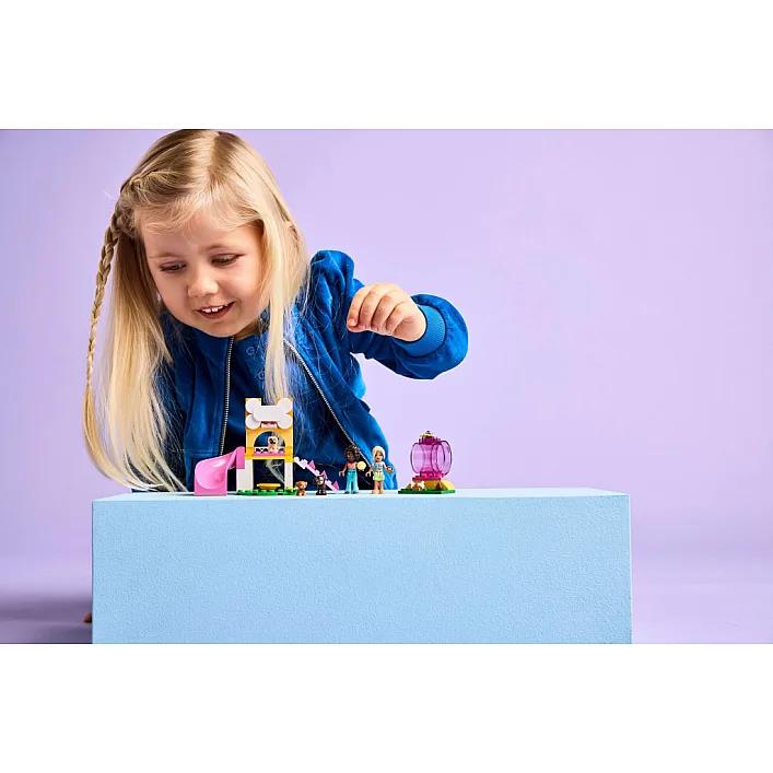 Конструктор LEGO Friends Ігровий майданчик для щенят (42665)