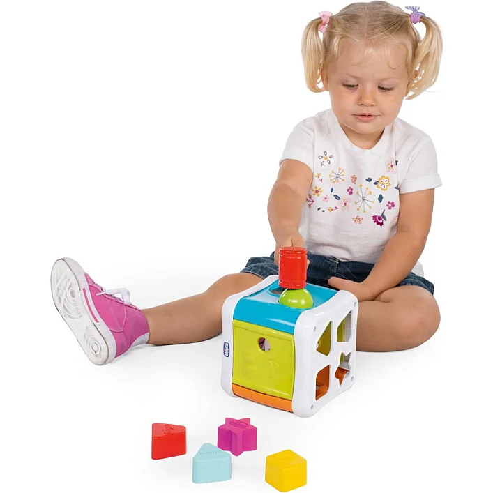 Развивающая игрушка Chicco сортер 2 в 1 Куб (09686.10)