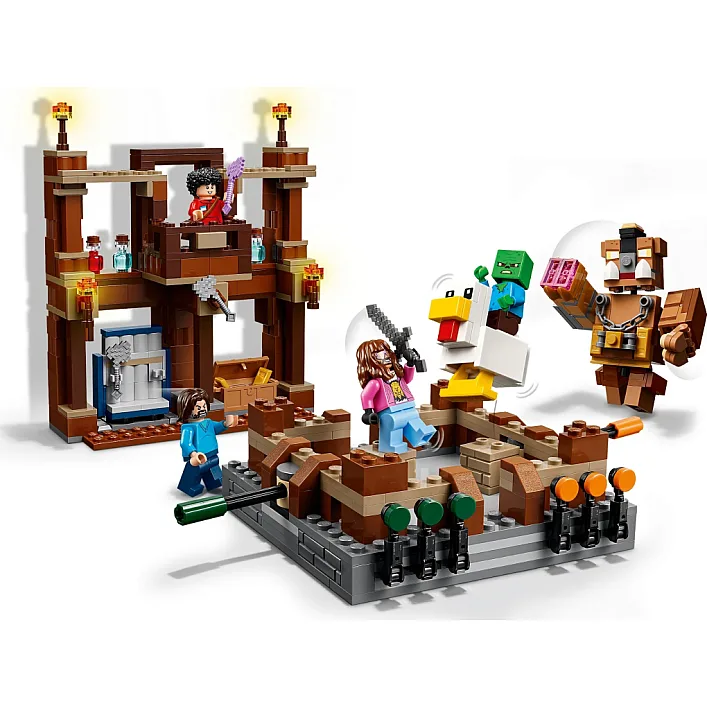 Конструктор LEGO Minecraft Бійцівський ринг у лісовому маєтку (21272)