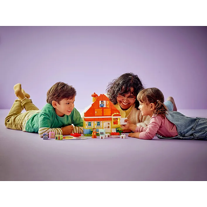 Конструктор LEGO DUPLO Bluey Семейный дом Блуи с игрой на запоминание (10459)