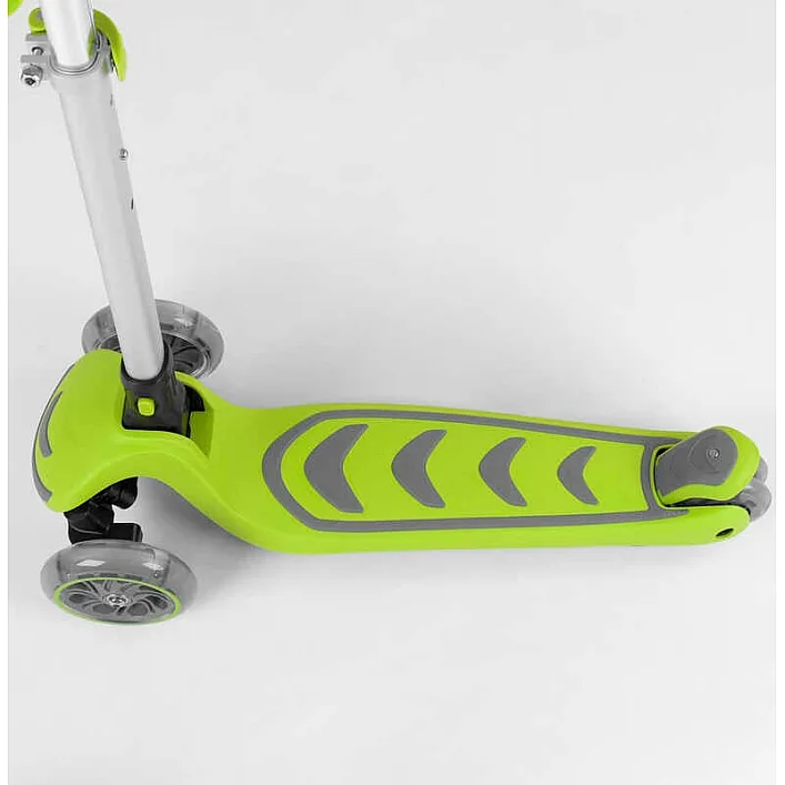Самокат триколісний 46987 (4) Best Scooter, САЛАТОВИЙ, складне алюмінієве кермо, 4 колеса PU зі світлом, d = 12 см
