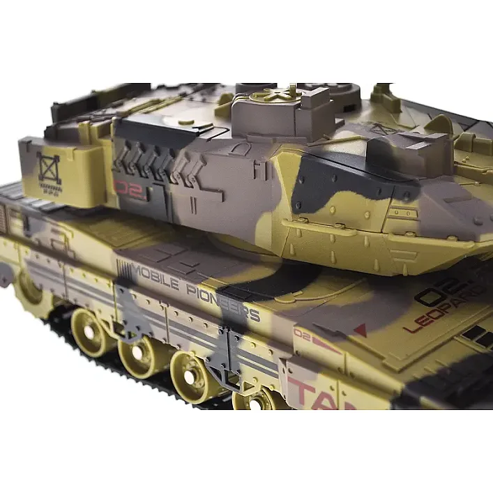 Танк на радиоуправлении, аккумулятор, в коробке 680-6 р.39*15*16см (Маш6867)
