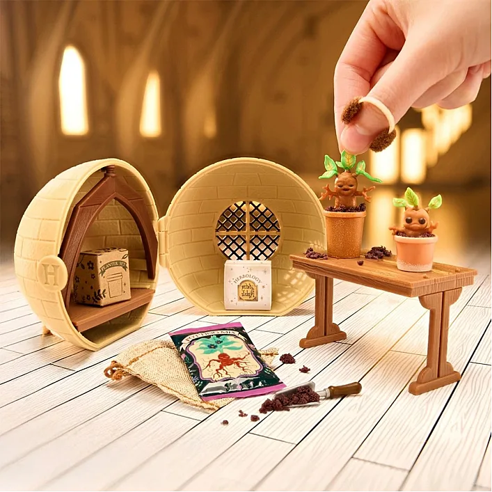 Игровой набор Miniverse серии Harry Potter. Hogwarts – Создай волшебные предметы