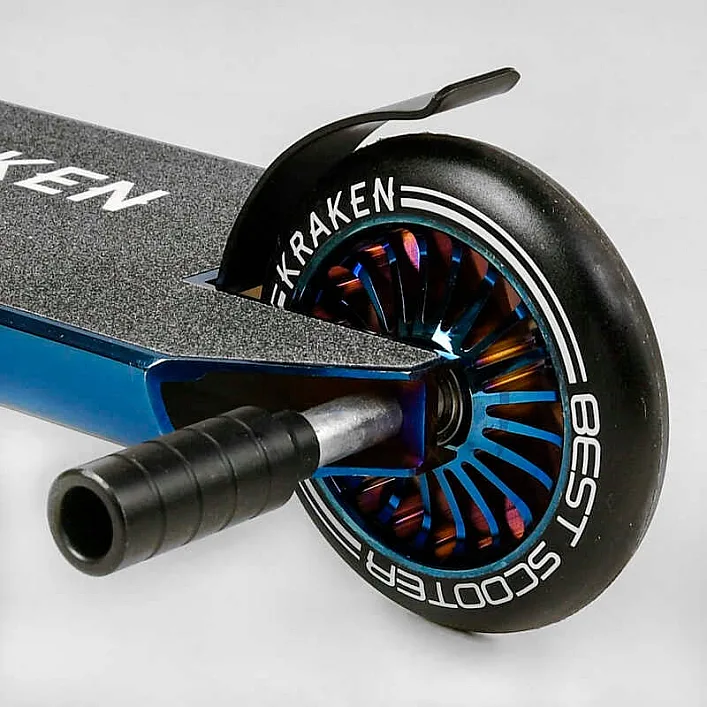 Самокат трюковый KR-71078 Best Scooter (4) "Kraken" HIC-система, ПЕГИ, алюминиевый диск и дека, АНОДИРОВАННЫЙ, колёса PU 110мм, ширина руля 58 см