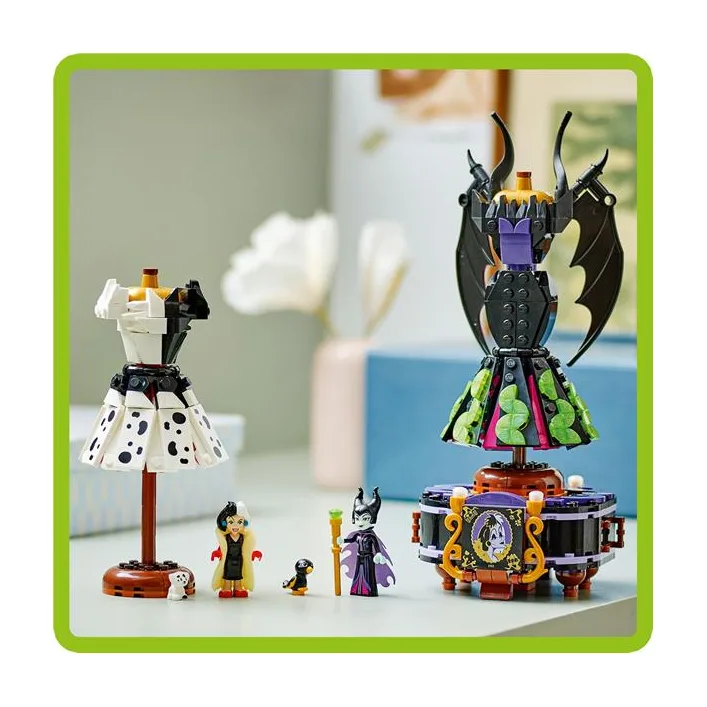 Конструктор LEGO Disney Villains Платья Малефисенты и Лютеллы де Виль 524 детали (43262)