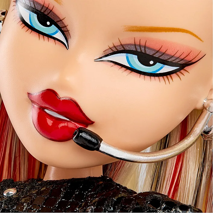 Лялька BRATZ серії "Pop Starz" – ХЛОЯ (з акс.)