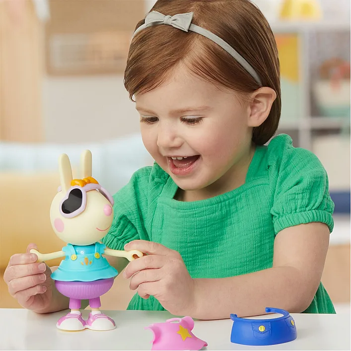 Игровой набор Peppa Figurines - Одень Ребекку