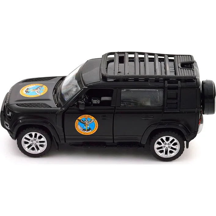 Автомодель серии Шевроны Героев - LAND ROVER DEFENDER 110 - ГУР МО (Маш6909)