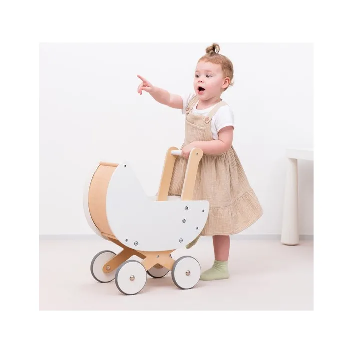 Коляска для кукол с постельным бельем (белая) New Classic Toys (10760)