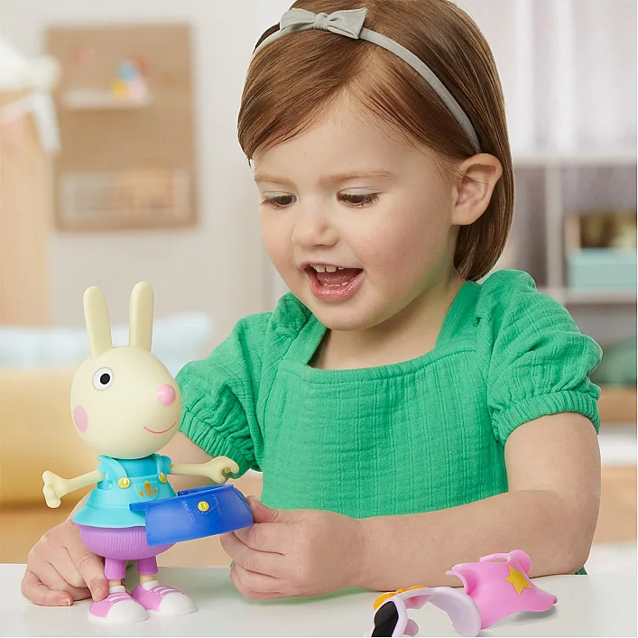 Игровой набор Peppa Figurines - Одень Ребекку