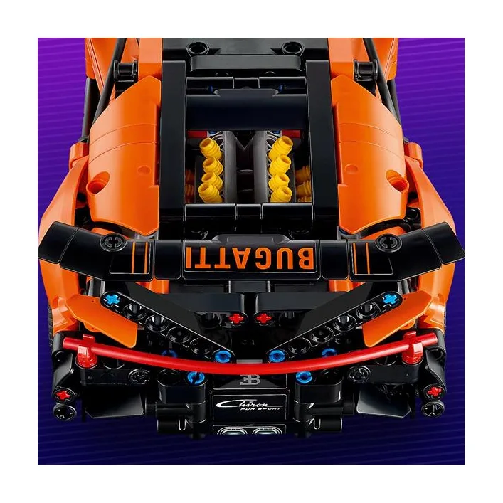 Конструктор LEGO Technic Гіперкар Bugatti Chiron Pur Sport 771 Деталь (42222)