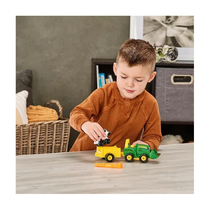 Конструктор John Deere Kids Трактор с ковшом и прицепом (47209)