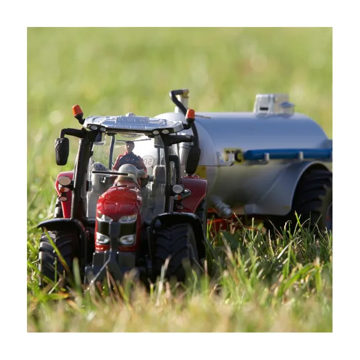 Модель Britains Трактор Massey Ferguson 6718 S 1:32 (43235)