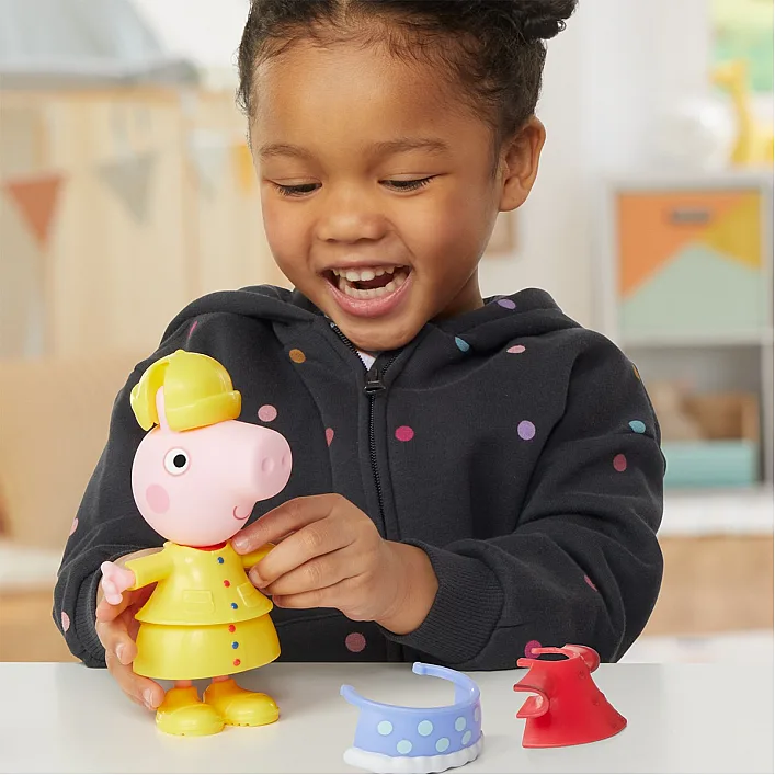 Игровой набор PEPPA FIGURINES серии "Модное приключение" - ОДЕЖИ ПЕППУ G0331 (Рез5289)