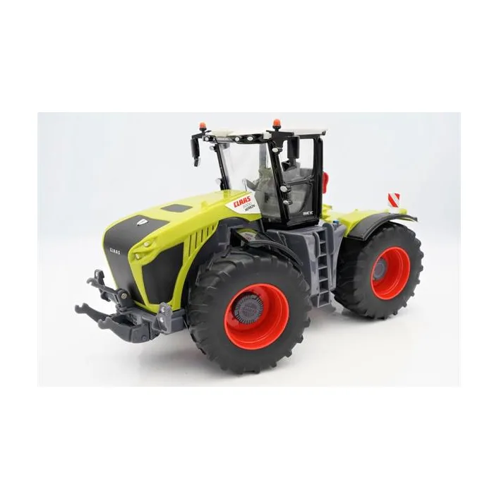 Модель Britains Трактор Xerion 5000 1:32 (43246)