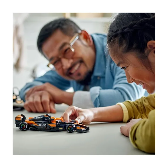 Конструктор LEGO Speed Champions Автомобіль для перегонів McLaren F1 Team MCL38, 269 деталей (77251)