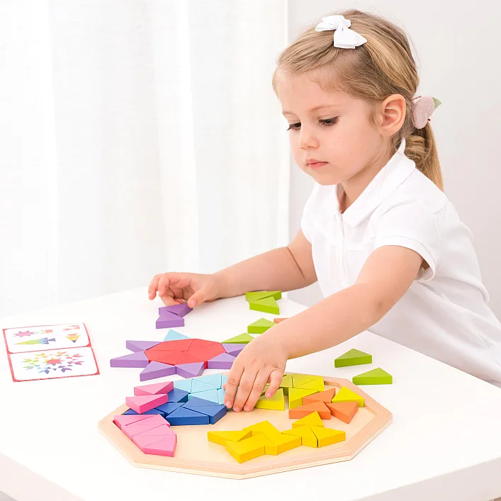 Головоломка Восьмиугольник, New Classic Toys, деревянная, 72 части, арт. 10515