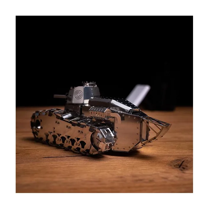Коллекционная модель-конструктор Metal Time Nimble Fighter Танк Renault FT-17 механический (MT010)