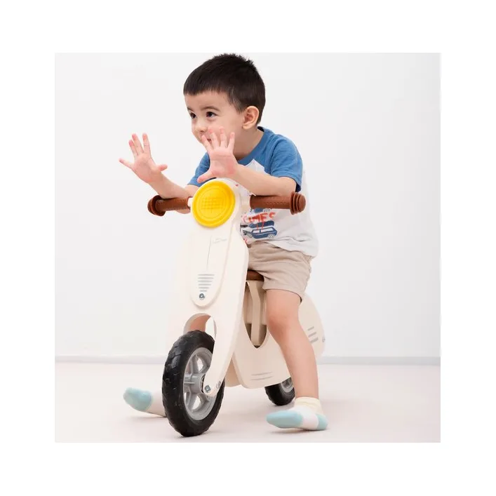 Скутер детский, белый New Classic Toys (11430)