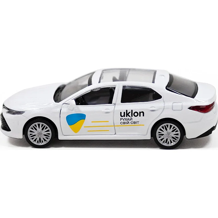Автомодель - Toyota Camry Uklon (белый)