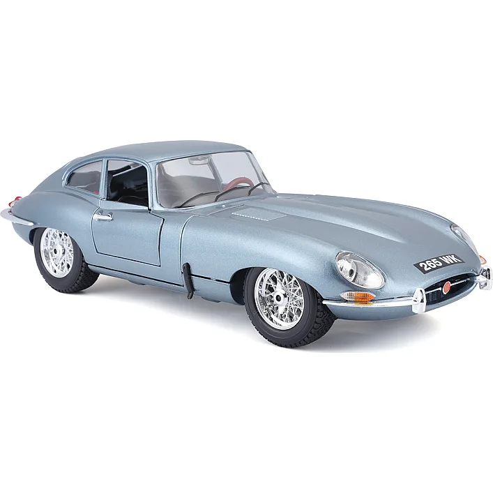 Автомодель - JAGUAR E-TYPE COUPE (1961) (1:18)